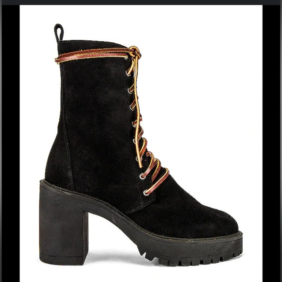 Free People Dylan Lace Up Boots in Black, size 36 - Picture 1 of 12